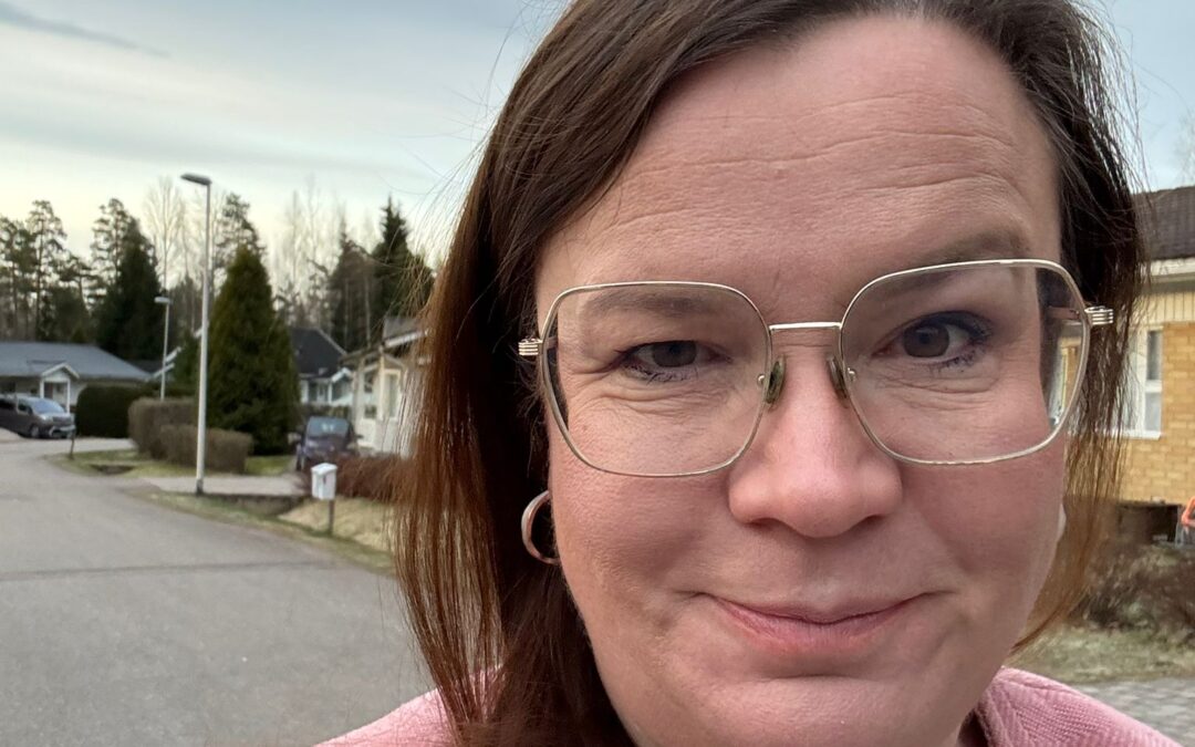 Katja Andrejev eduskuntavaaliehdokkaaksi